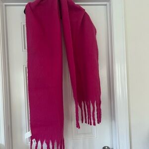 GAP Vibrant Pink Fringed Scarf